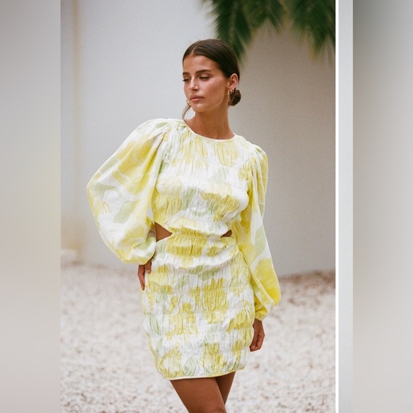 Sabo Banks Shirred Mini Dress Solstice Floral size S Cut Outs Puff Sleev… - Picture 3 of 16